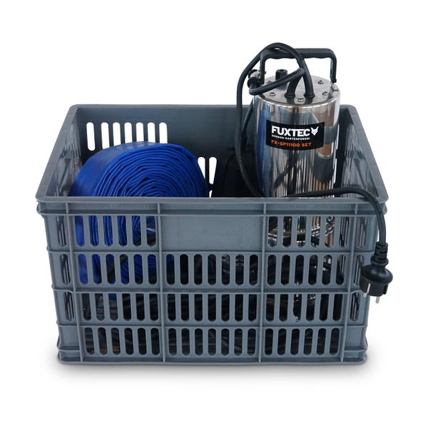 Fuxtec Schmutzwasserpumpen Set FX-SP11100 mit Edelstahl Tauchpumpe, blauem Schlauch und grauer Transportbox. Fuxtec Logo.