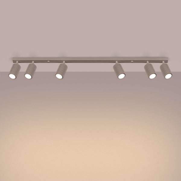 Deckenleuchte mit sechs Strahlern