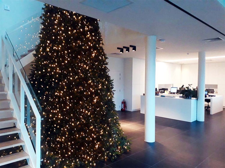 Künstlicher Weihnachtsbaum DELUXE  Bernard 500cm, GIGANT Tannenbaum Christbaum Kunstbaum Dekobaum mit Metallständer