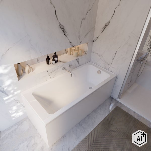 Modernes Badezimmer mit weißer Badewanne, Marmorfliesen und integrierter Nische mit dekorativen Badezimmerutensilien und Kerzen.
