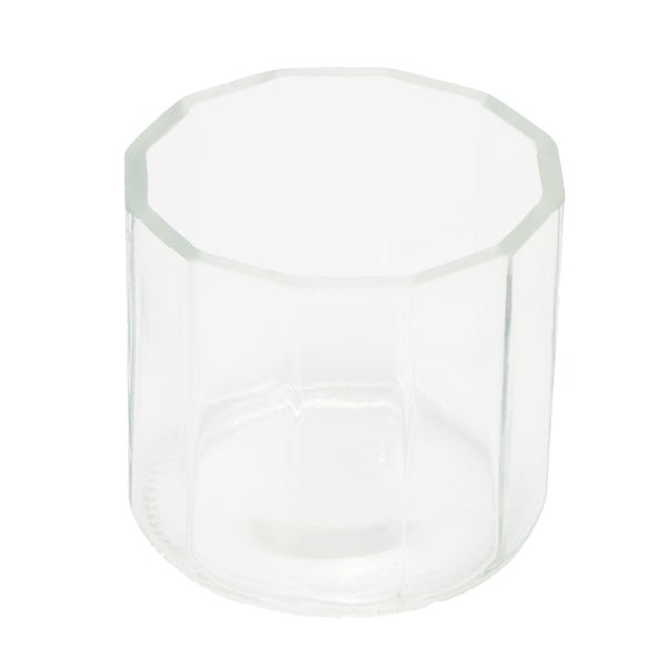 Achteckiger Teelichthalter aus Glas.