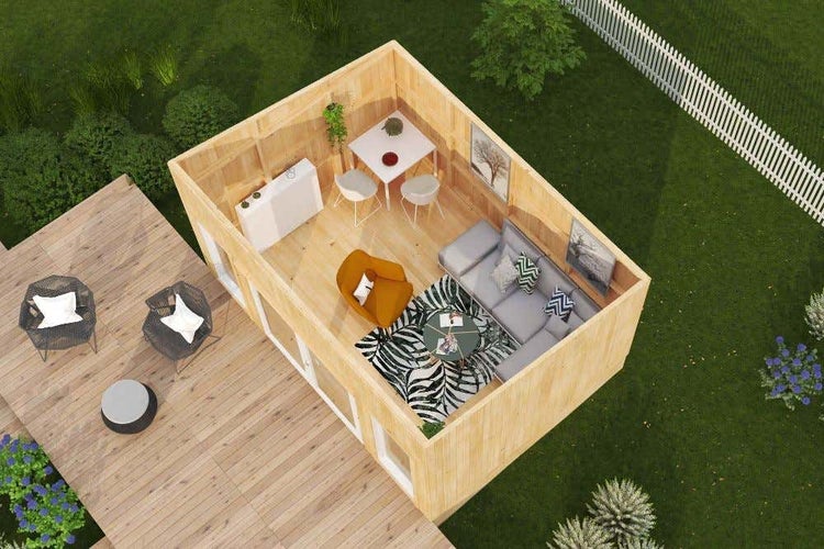 Einblick in ein modernes Gartenhaus aus Holz mit Wohn- und Essbereich, angrenzender Terrasse und Garten.