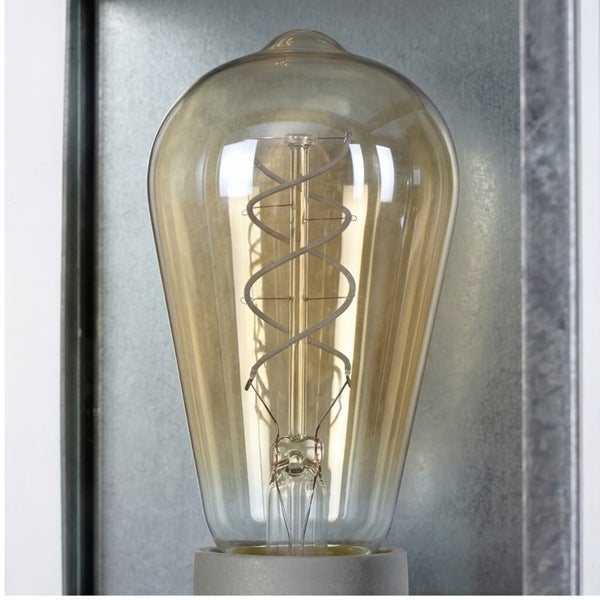 LED Filament Leuchtmittel in Vintage-Optik mit bernsteinfarbenem Glas und Doppelwendel in Edison-Form.