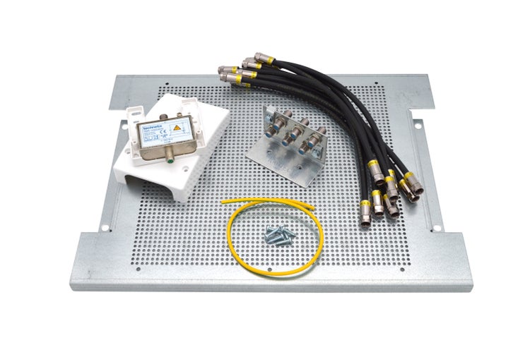 Lochblech Montageplatte Set für Kabel TV Antennenverstärker, Sat- / Kabel Verteiler inkl. F-Stecker Koaxialkabel Patchkabel, Kabelfernsehen Überspannungschutz, Erdungsblock, 6 Teilnehmer