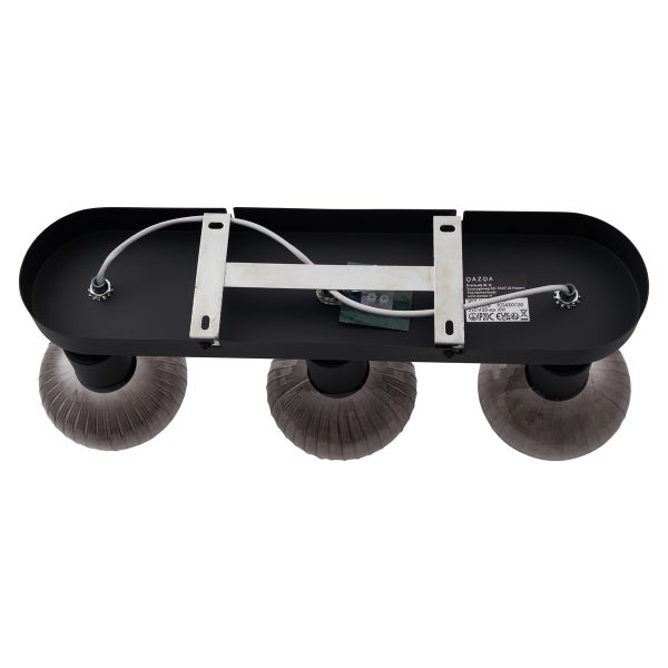 Wandleuchte mit drei Leuchten und Befestigung