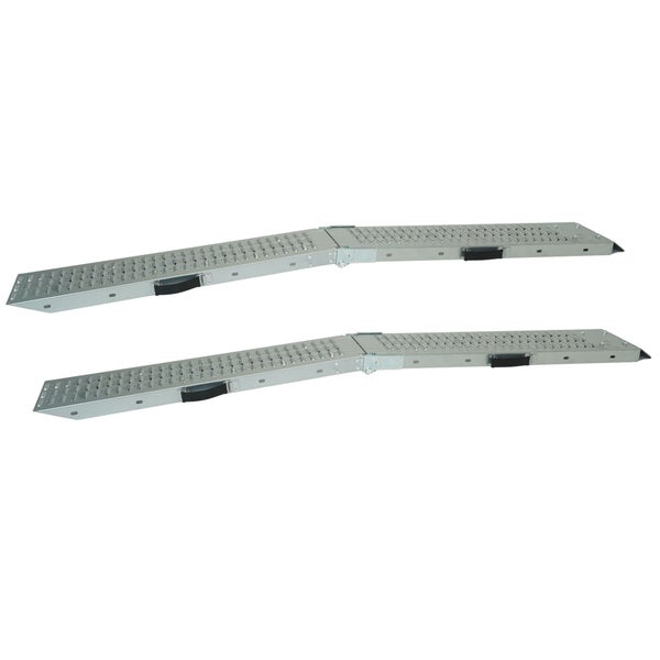 Zwei klappbare Auffahrrampen aus Metall mit gelochter Oberfläche und Tragegriffen.