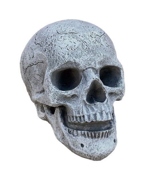 Dekorativer Totenkopf aus Steinoptik für Haus und Garten