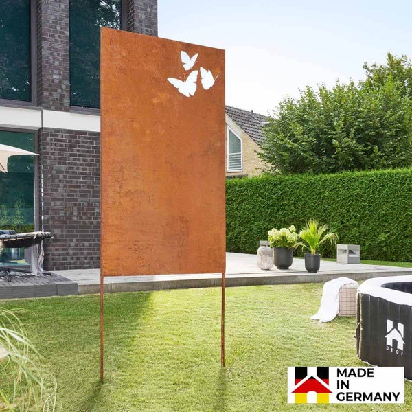 Home Deluxe - Sichtschutz BUTTERFLY - 180 x 100 cm - wetterbeständig, edle Rostoptik I Rostschild, Gartenstecker, Roststecker