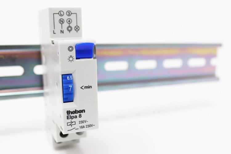 Theben 0080002 ELPA 8 - Treppenlicht-Zeitschalter, elektromechanisch, TLZ, ohne Stand-By-Verbrauch, 3-Leiter, 4-Leiter, nachschaltbar, 300 W LED