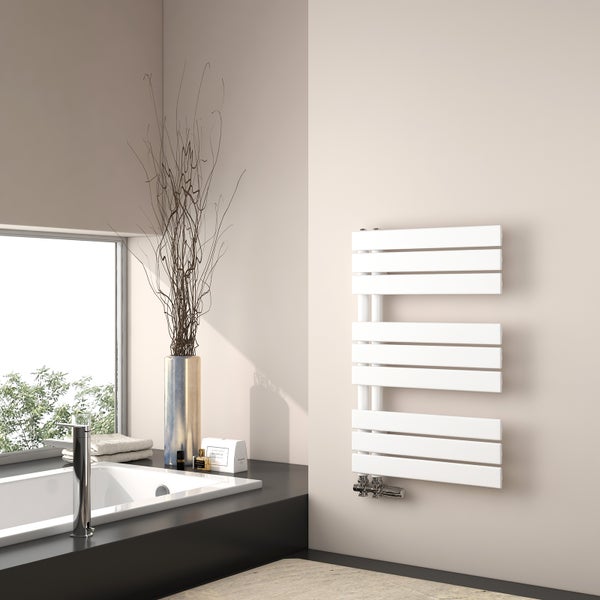 EMKE Design Badheizkörper Flach 762x500 mm Weiß Handtuchwärmer Klein Seitenanschluss 397W für Warmwasser Zentralheizung Badezimmer