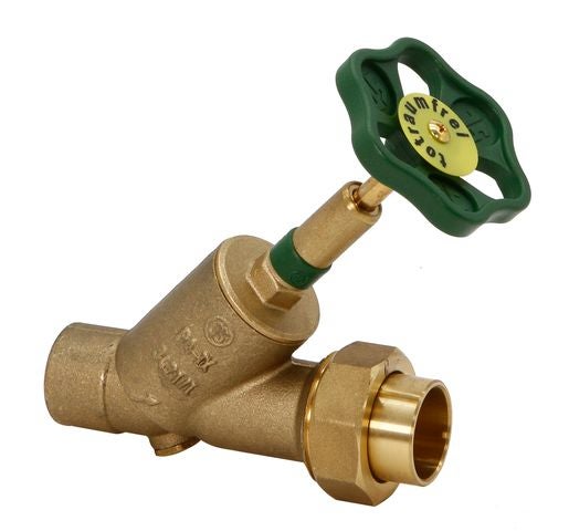 Schrägsitzventil aus Messing mit grünem Handrad, totraumfrei.