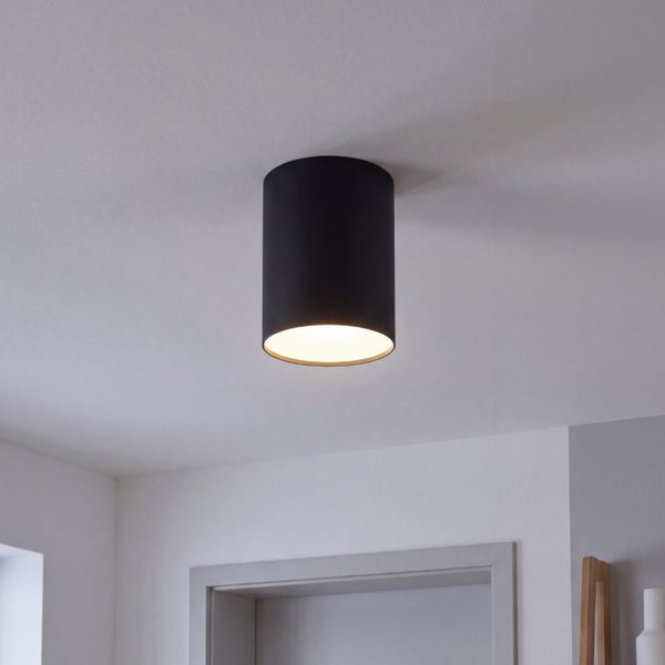 Zylinderförmige Deckenleuchte in minimalistischem Design zur modernen Innenbeleuchtung