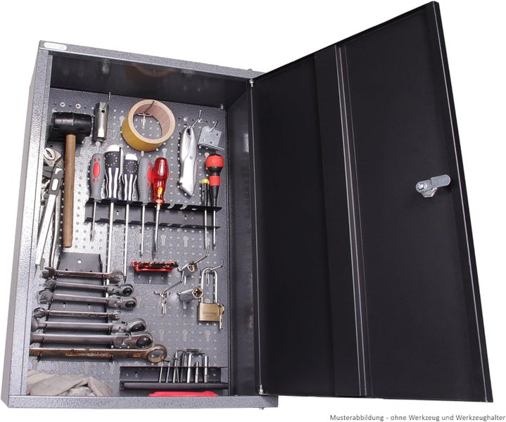 Geöffneter Werkzeugschrank mit Werkzeugen