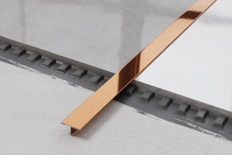 Fliesenabschlussprofil aus Metall