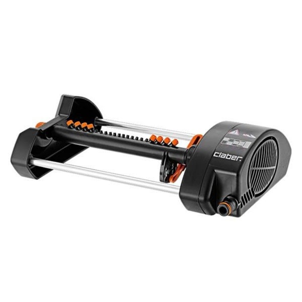 Schwarzer Claber Viereckregner aus Kunststoff und Aluminium mit orangefarbenen Düsen für die Gartenbewässerung.