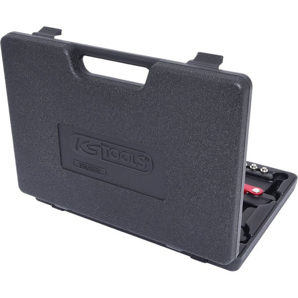 Geöffneter Werkzeugkoffer der Marke KS Tools