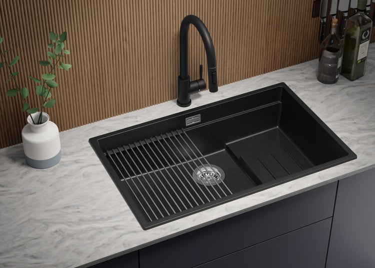 PRIMAGRAN Granitspüle Schwarz 76x47cm, Spülbecken 1 Becken + Küchenarmatur 32x20cm + Ablauf-Set + Aufrollbare Abtropffläche, Küchenspüle ab 80er Unterschrank - Praga Slim