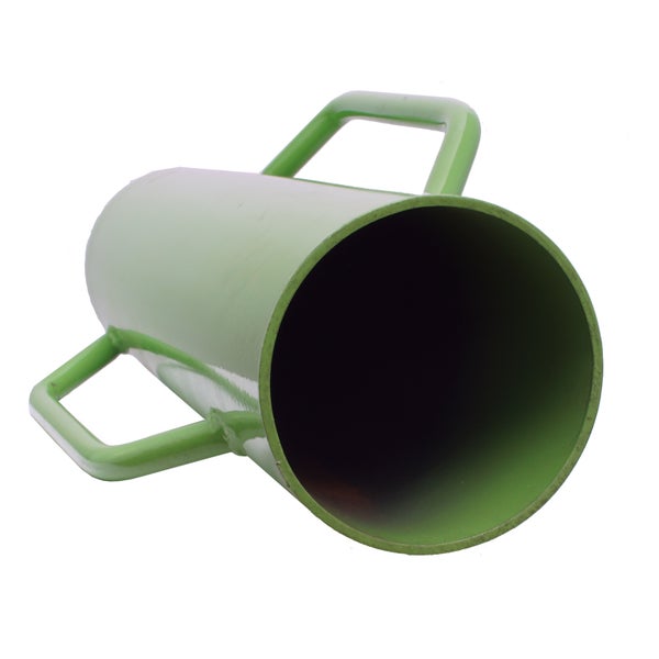 Pfostenramme aus Stahl mit zwei Griffen