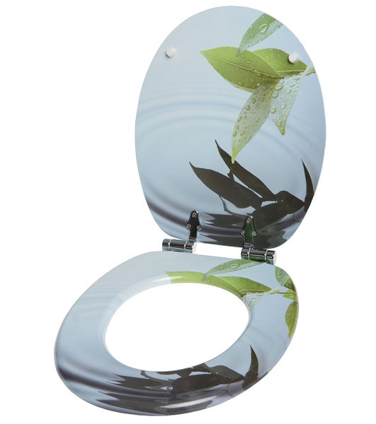 Toilettendeckel mit Blättermotiv und chromfarbenen Scharnieren