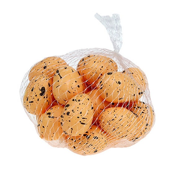 Netz mit dekorativen Ostereiern mit Punkten