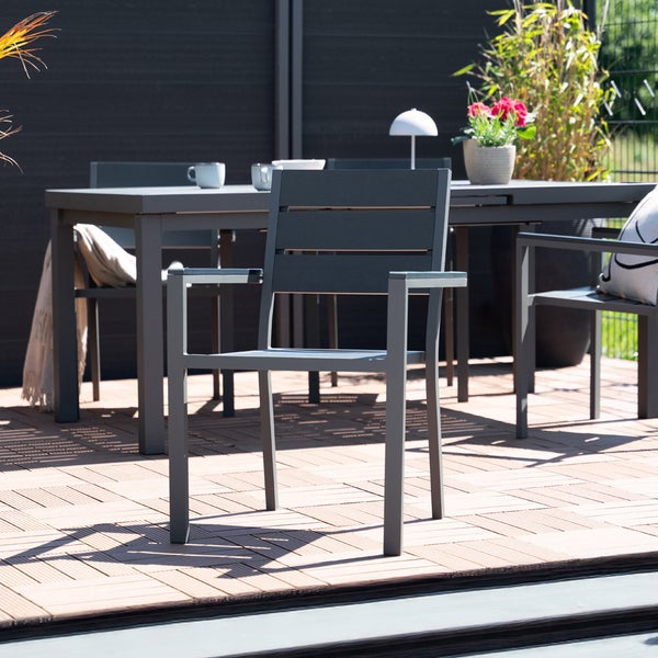 Home Deluxe - stapelbarer Gartenstuhl Madera - BxTxH: 56,6 x 57,5 x 85 cm - Stückzahl: 9 - Gestell: anthrazit, Sitzfläche: hellgrau I Campingstuhl Balkonstuhl Terrassenstuhl