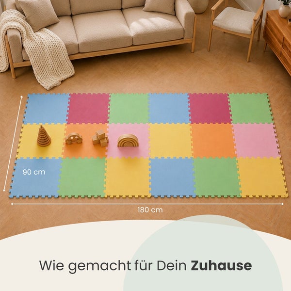 Bunte Schaumstoff Puzzlematte als Spielteppich für Kinder mit 90 mal 180 Zentimeter Größe im Wohnzimmer.