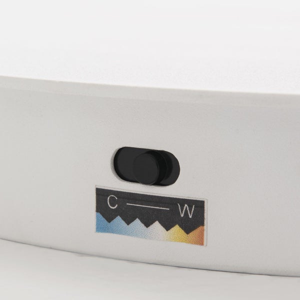 Schalter zur Einstellung der Farbtemperatur an einer Lampe