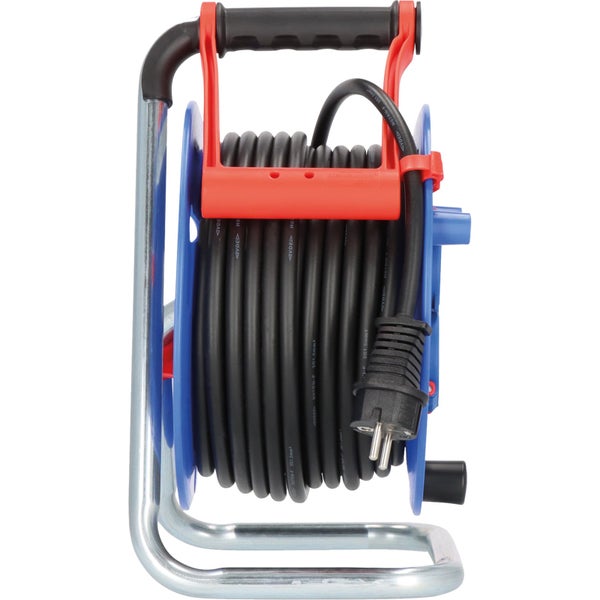 Seifenablage aus Holz mit Rillen und Holzblock