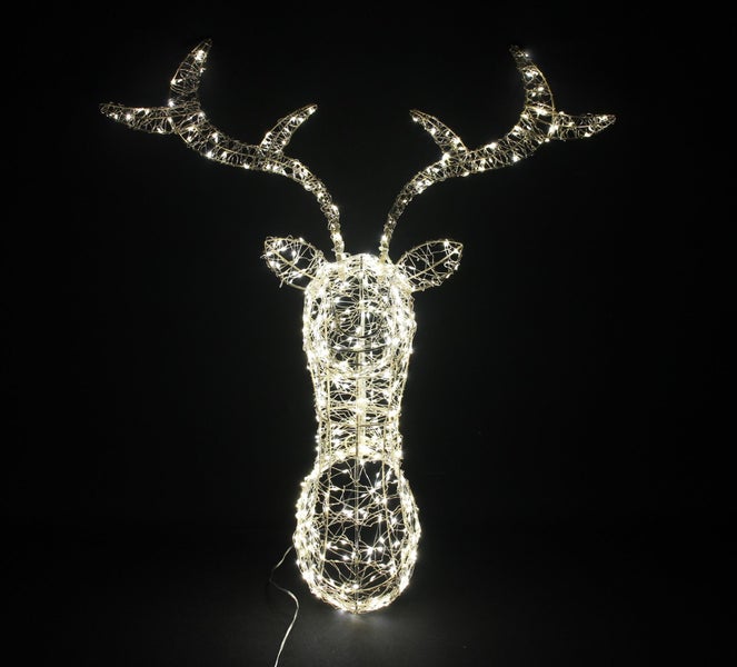 LED-Leuchtkopf eines Rentiers aus Drahtgeflecht mit beleuchtetem Geweih als Weihnachtsdekoration