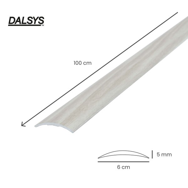 Dalsys Übergangsprofil mit Holzoptik, Länge 100 Zentimeter, Breite 6 Zentimeter, Höhe 5 Millimeter. Dalsys Logo.