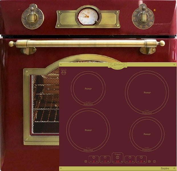 Einbau Backofen mit Induktionskochfeld im Empire Stil mit Drehknöpfen und analoger Uhr.