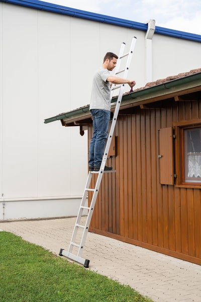 PROREGAL Sprossen-Anlegeleiter 350 mm Breit mit Standard-Traverse 14 Sprossen