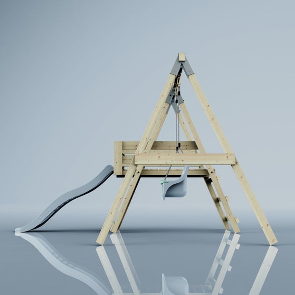 Spielturm aus Holz mit Wellenrutsche, Schaukel, Podest und Leiter.
