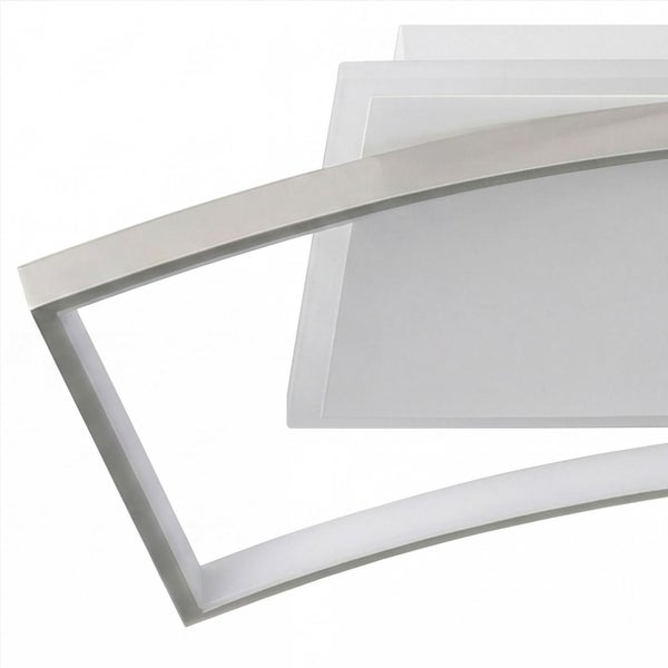 Moderne LED-Deckenleuchte mit ineinandergreifenden rechteckigen Rahmen aus silberfarbenem gebürstetem Metall und weißem Kunststoff.