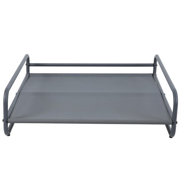 Erhöhtes Hundebett mit grauem Metallrahmen und grauer Textil-Liegefläche.