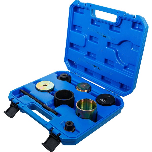 Werkzeugsatz in blauem Werkzeugkoffer