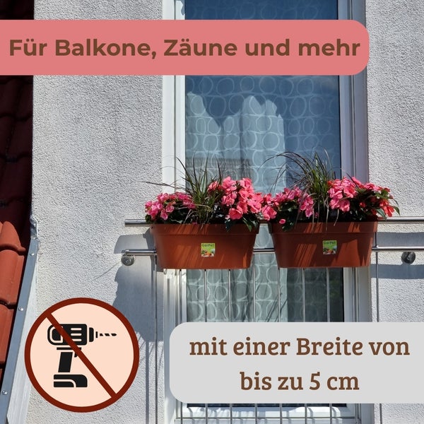 Runder Aufbewahrungshocker mit Stauraum und abnehmbarem Deckel, gefüllt mit Decken und Büchern.