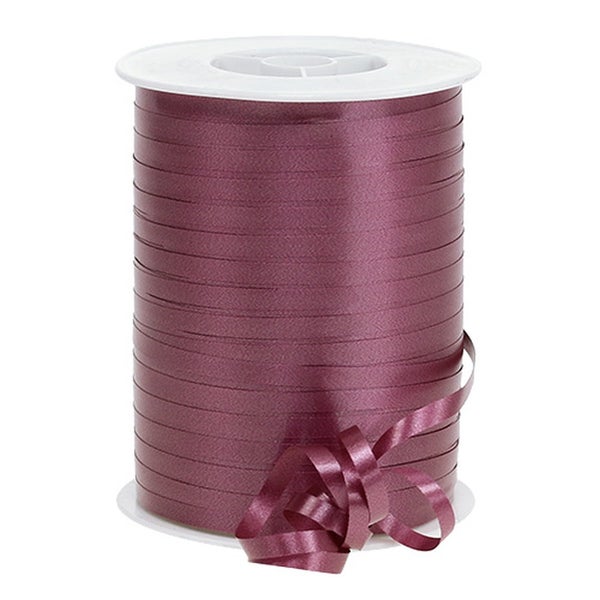 Spule mit Geschenkband