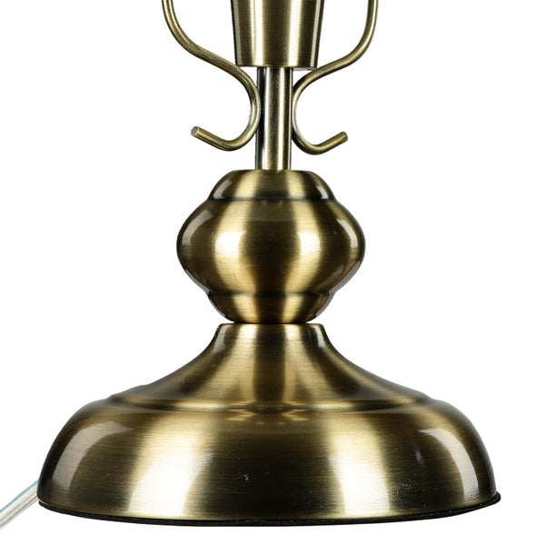 Detailansicht des Lampenfußes einer Tischleuchte