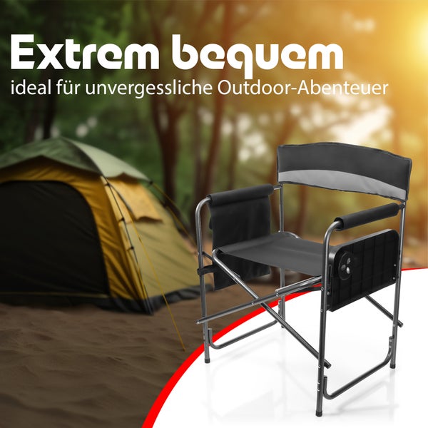 Campingstuhl mit Getränkehalter vor einem Zelt