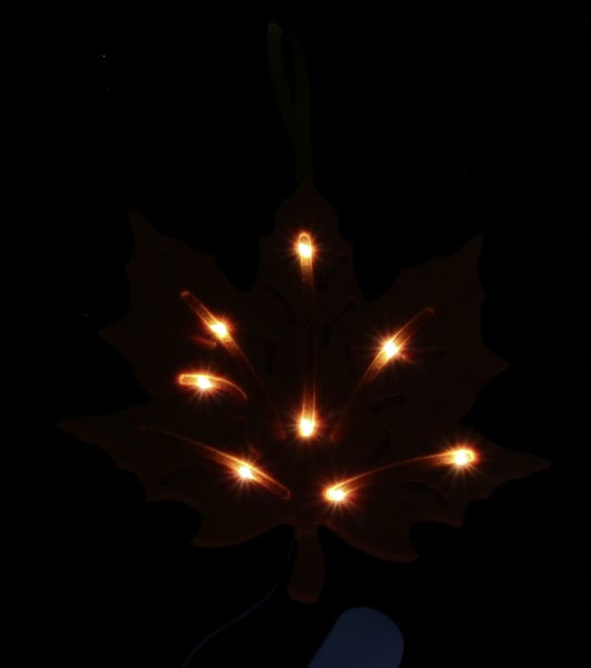 Ahornblatt-Lichterkette für den Innenbereich