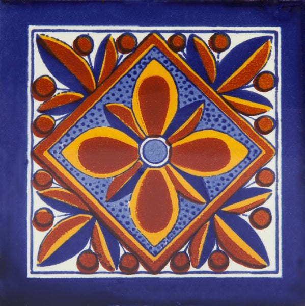 Dekorative Fliese mit floralem Muster für Wand und Boden