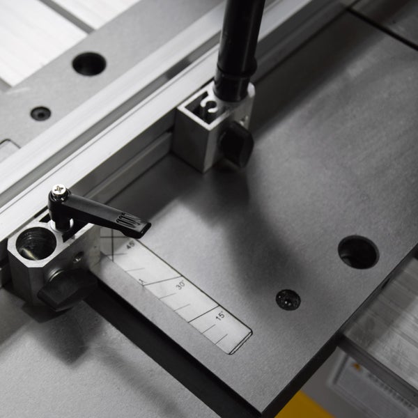 Detailansicht einer Vorrichtung zur Winkeleinstellung an einer Werkbank