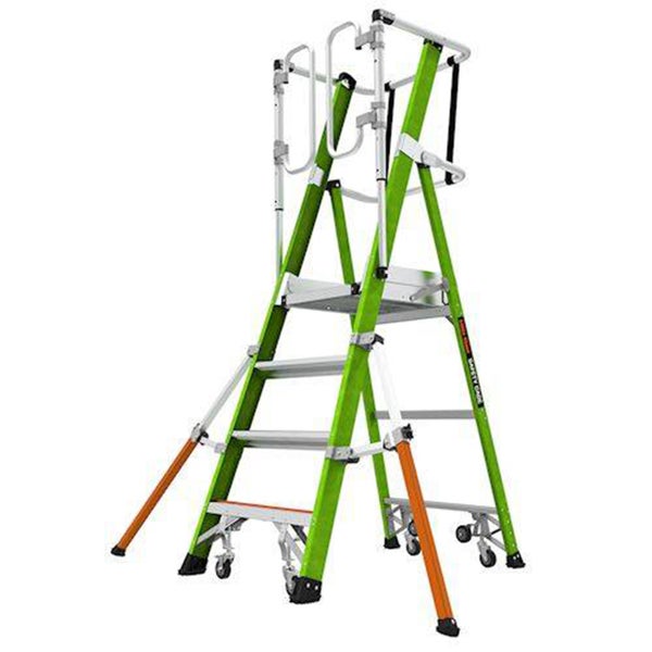 Eine industrielle Plattformleiter mit Sicherheitsgeländer, Stufen und Rollen für den professionellen Einsatz.