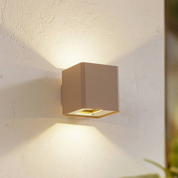 Lucande LED Wandleuchte außen Aaron (spritzwassergeschützt (Modern) in Creme aus Aluminium (1 flammig, ) - Außenwandleuchten Wandlampe Led Außenlampe Outdoor für Außenwand/Hauswand