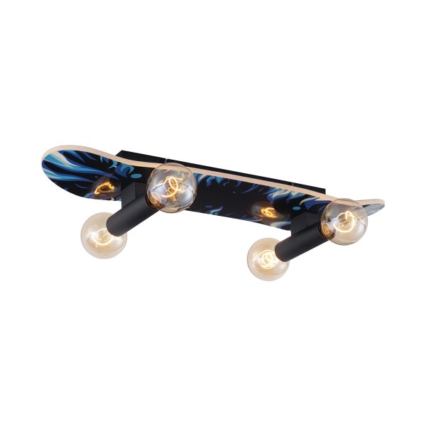 Deckenleuchte im Skateboard Design mit blauem Flammenmuster und vier großen sichtbaren Leuchtmitteln.