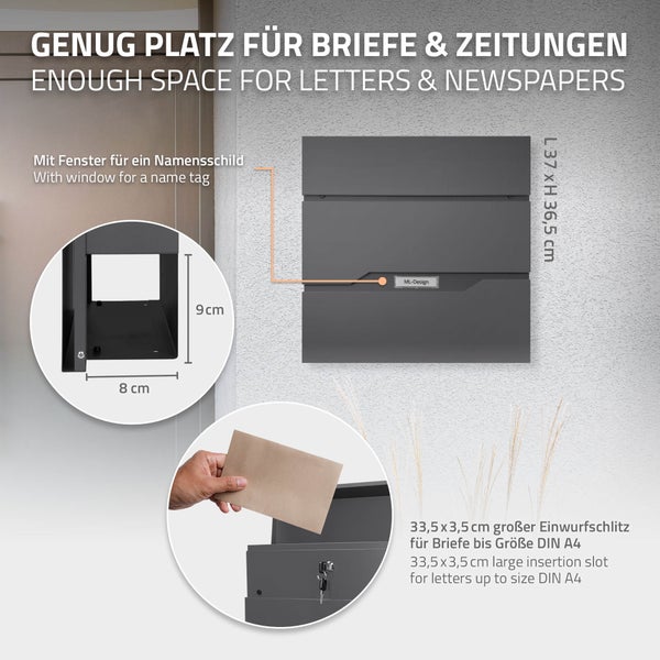 Grauer Wandbriefkasten mit ML-Design Logo, Namensschild, 37 mal 36,5 Zentimeter, Einwurfschlitz 33,5 mal 3,5 Zentimeter für DIN A4 Briefe.