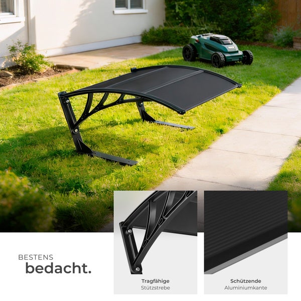 Carport für Mähroboter auf einer Rasenfläche