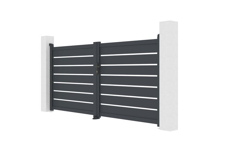 Zweiflügeliges Einfahrtstor aus Aluminium mit horizontalen Lamellen zwischen zwei Pfosten.