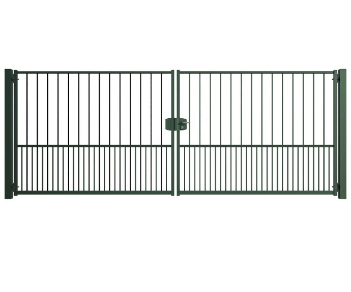 Doppelflügeltor aus Metall mit Schloss